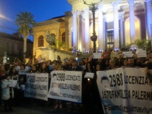 Almaviva, la notte della vertenza continua: quasi 3000 licenziamenti previsti in tutta Italia, 1670 dei quali a Palermo.