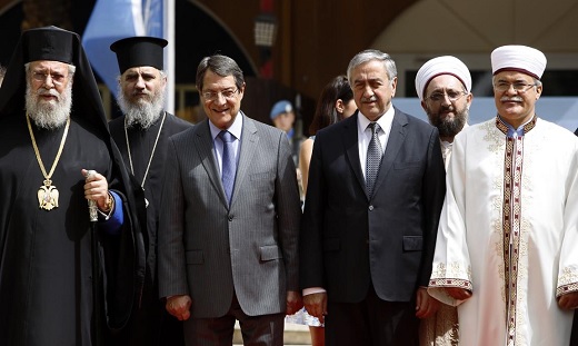 Cipro leader politici e religiosi insieme_AFP_2