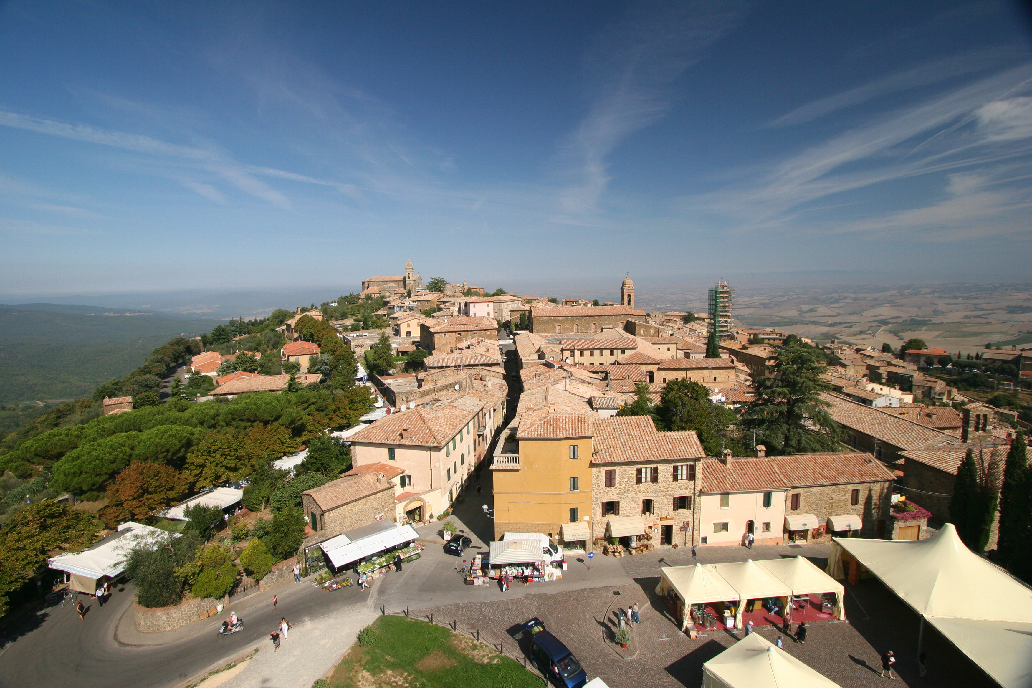 Montalcino, Toscana. Foto tratta da Wikipedia