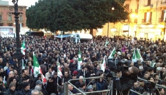 PD siciliano a Palermo, Piazza Massimo campagna elettorale 2012