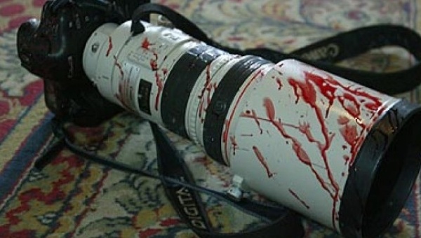 Camera of jounralist killed in Colombia