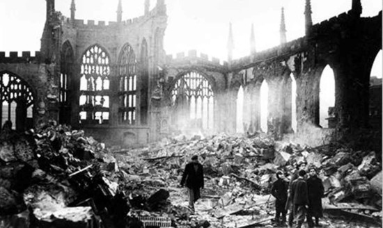 Brexit? Un salto nel passato: qui Coventry nel 1940. Qualcuno ha la memoria corta