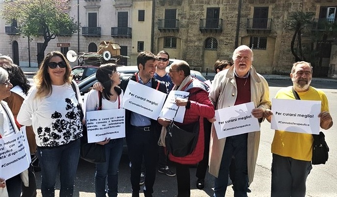 Manifestazione 21 aprile cannabis regione siciliana T 2