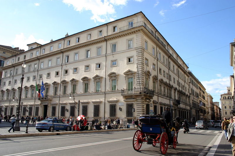 Roma Piazza Colonna Foto_Giovanni Dall'Orto 29-Mar-2008