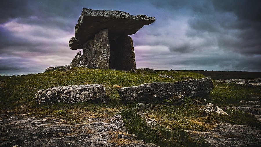 A dinosaur disbelieving of dinosaurs Poulnabrone dolmen